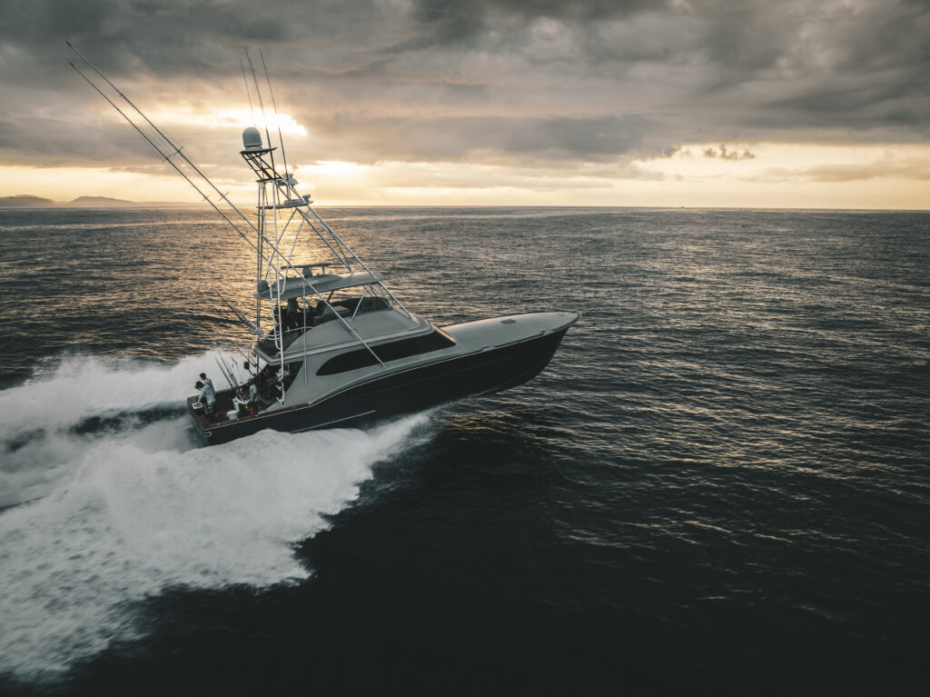 water traction in floating boat