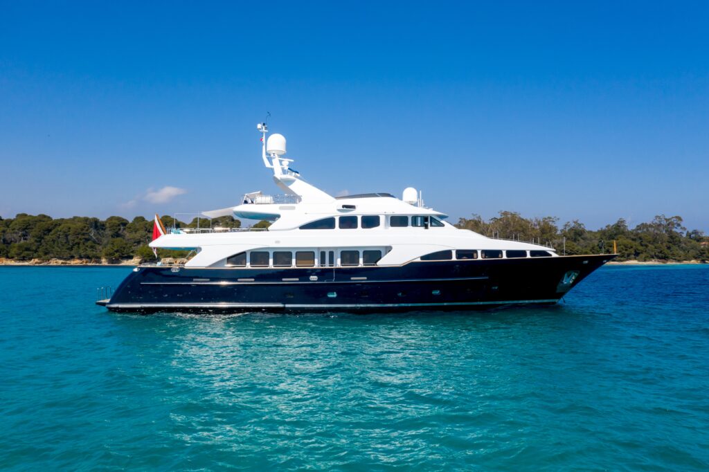 yacht rental