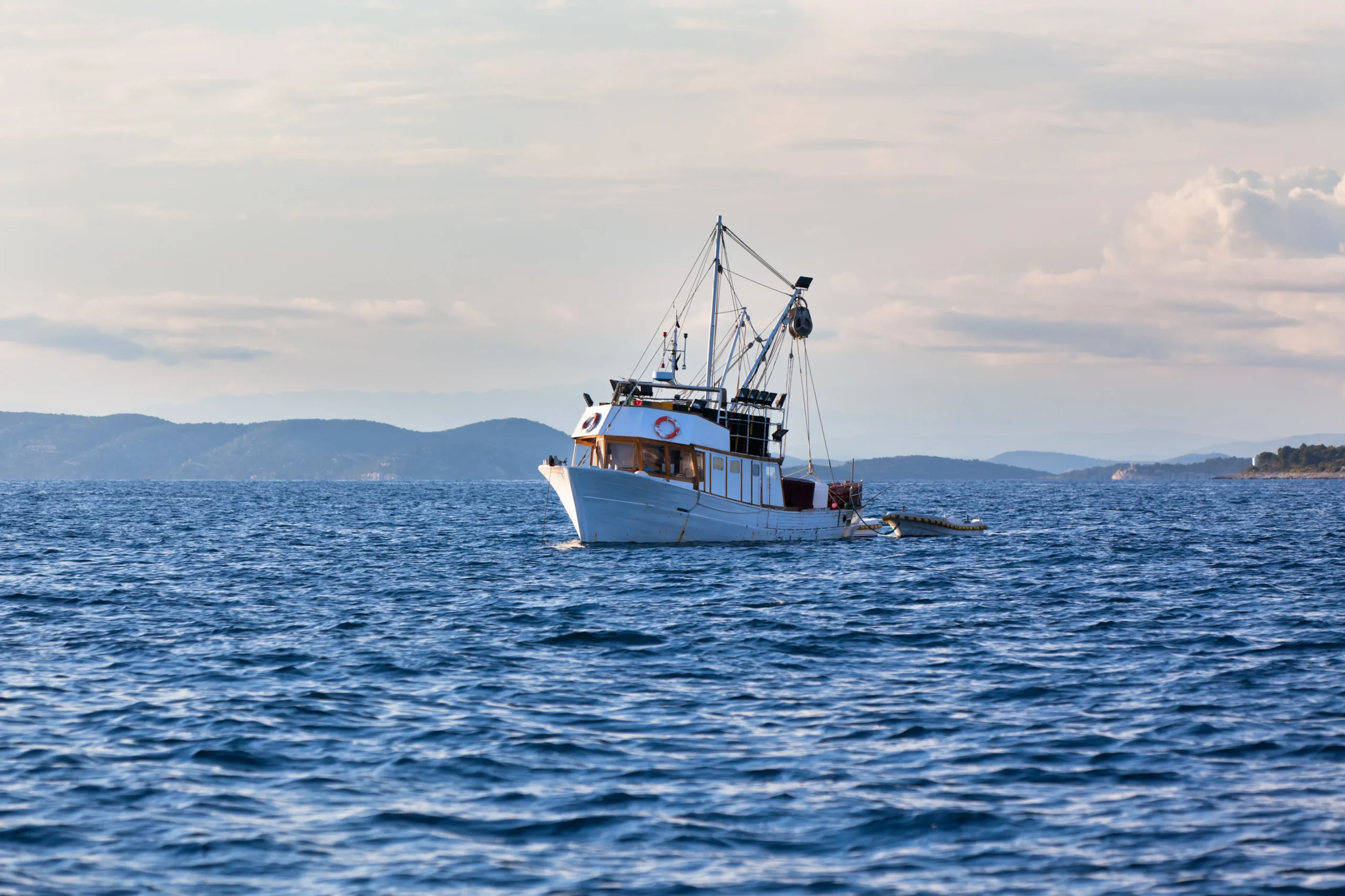 why should boaters slow down while passing recreational fishing boats