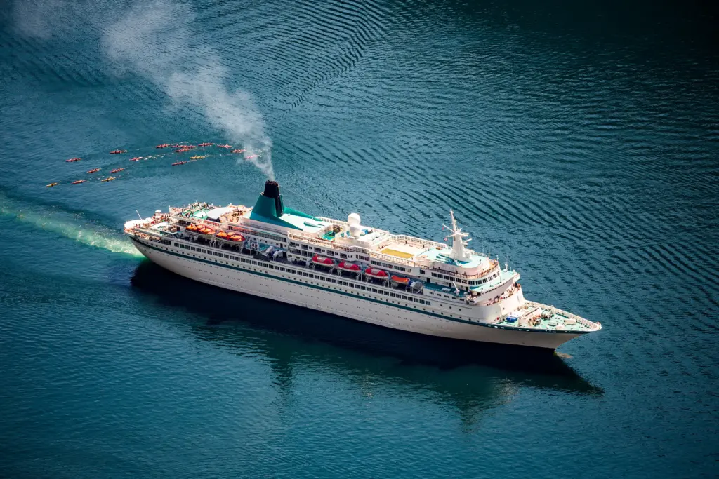 How Much Cruise Ship Cost Float Finance
