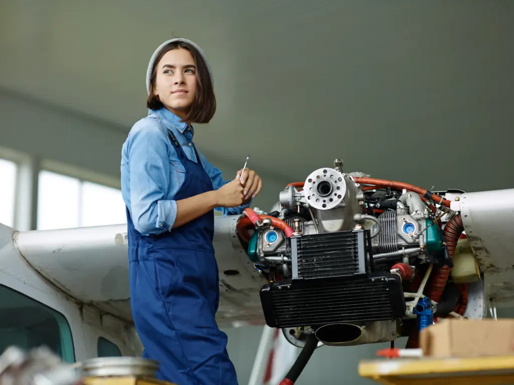 How Long Do Boat Motors Last