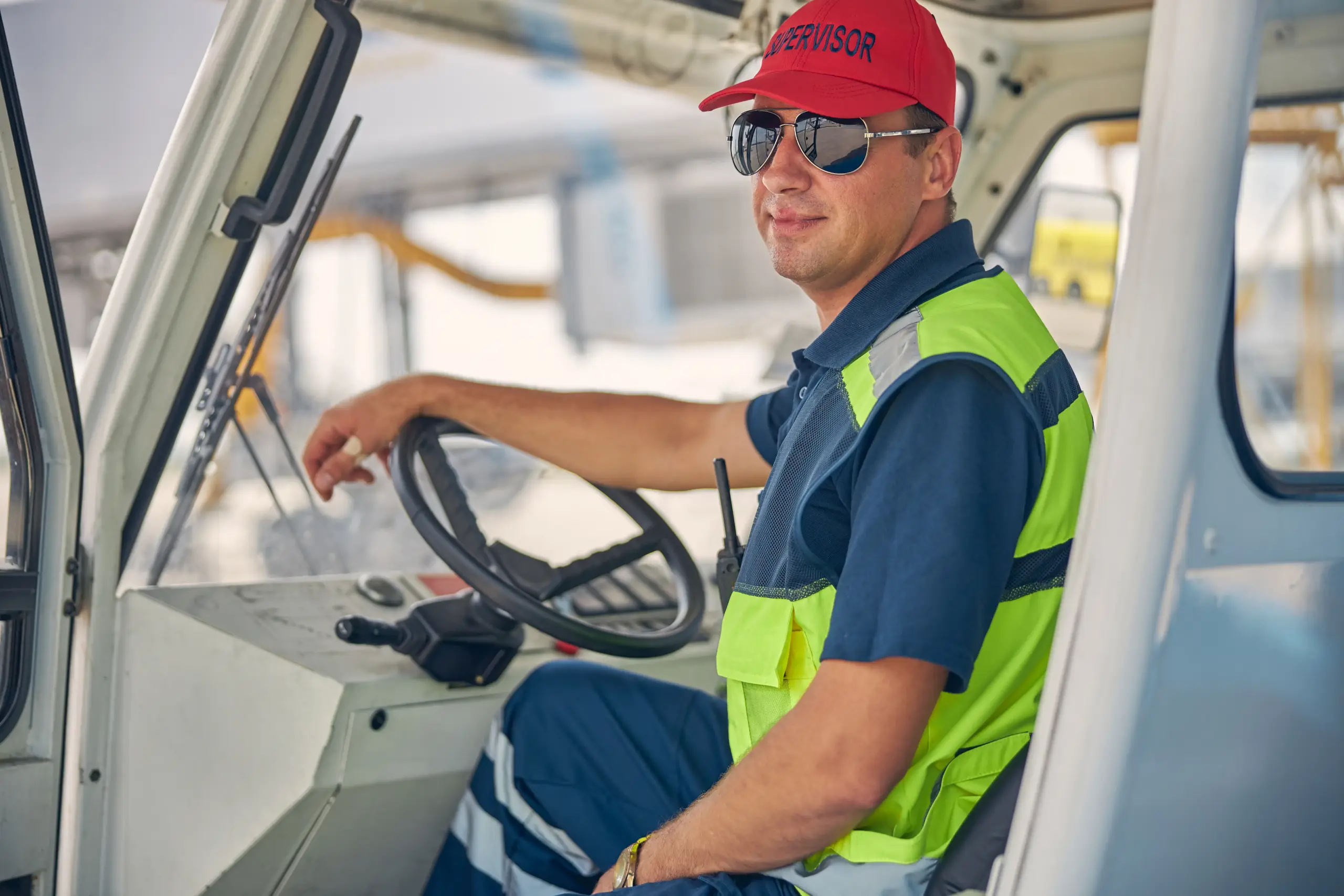 When is a boat operator required to assist Float Finance (7)