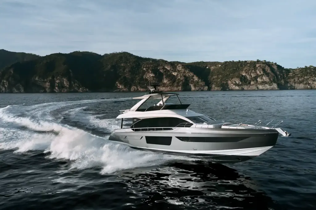 fly 68 Azimut Yacht Float Finance