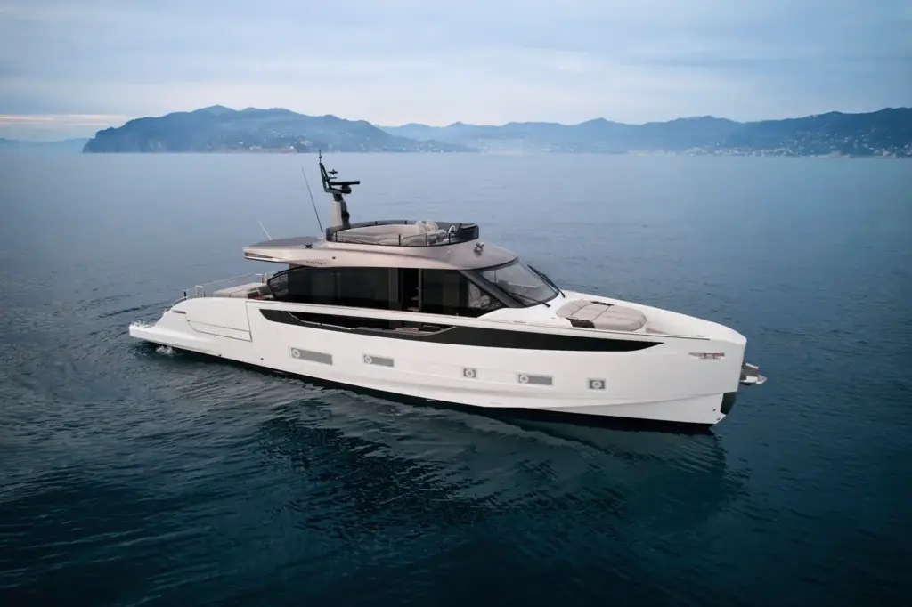 seadeck 7 Azimut Yacht Float Finance