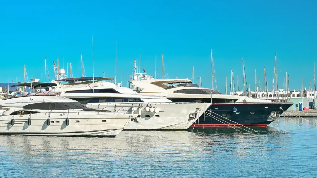 How much rent yacht Belmont NH