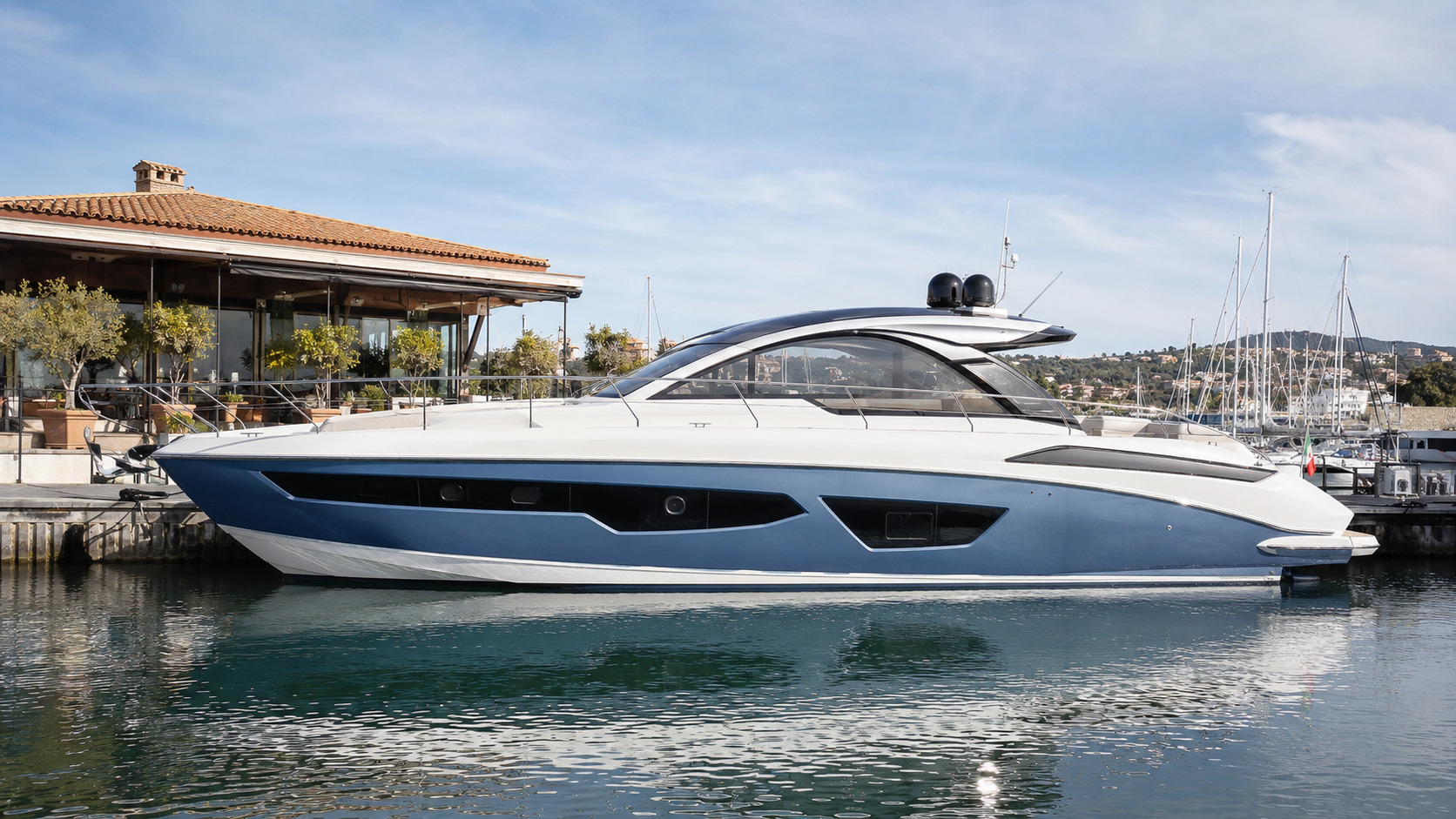 azimut atlantis 51 dockside 01