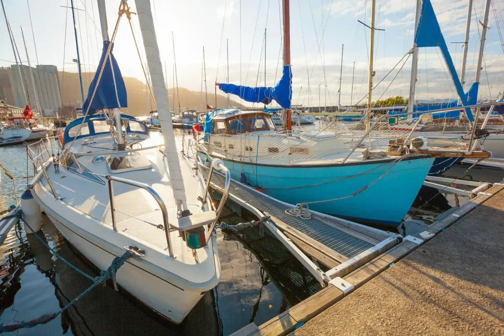 How Must A Storage Battery Be Positioned On A Boat For Sale
