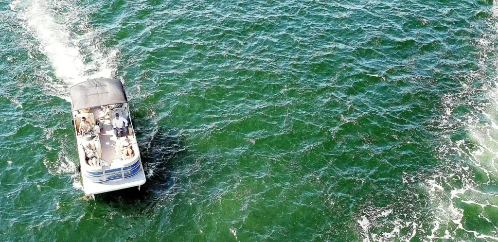 How To Operate A Pontoon Boat Cincinnati Ohio