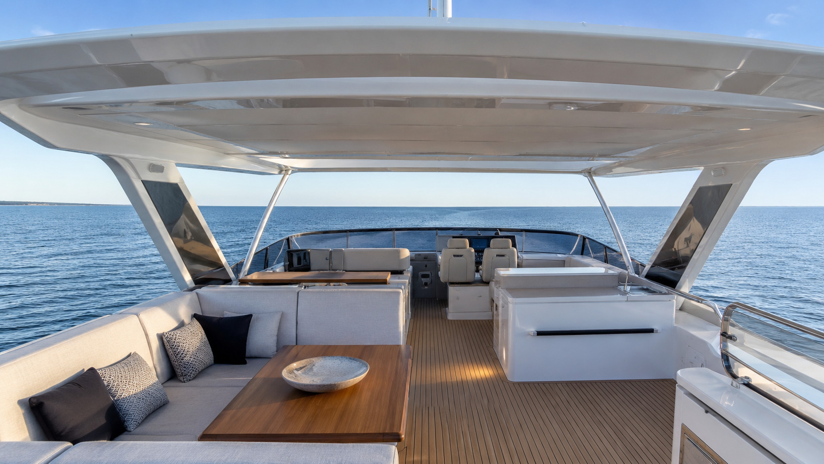 azimut fly 68 flybridge lounge 01