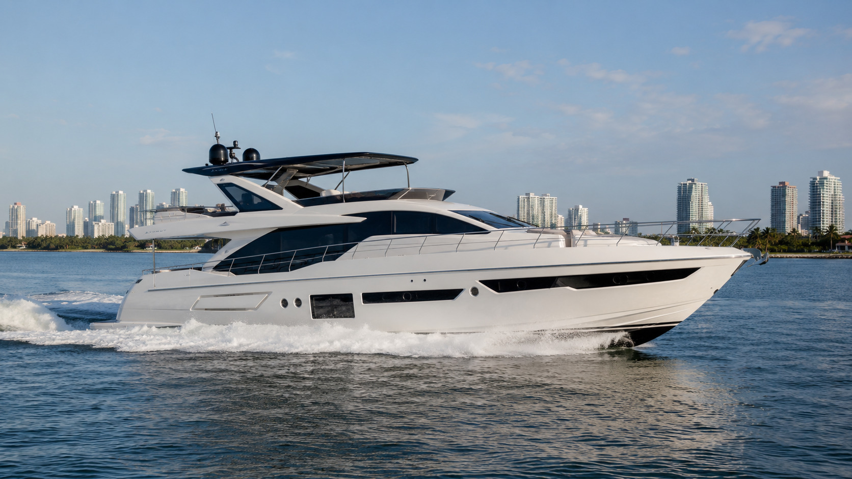 azimut fly 72 starboard running profile 01