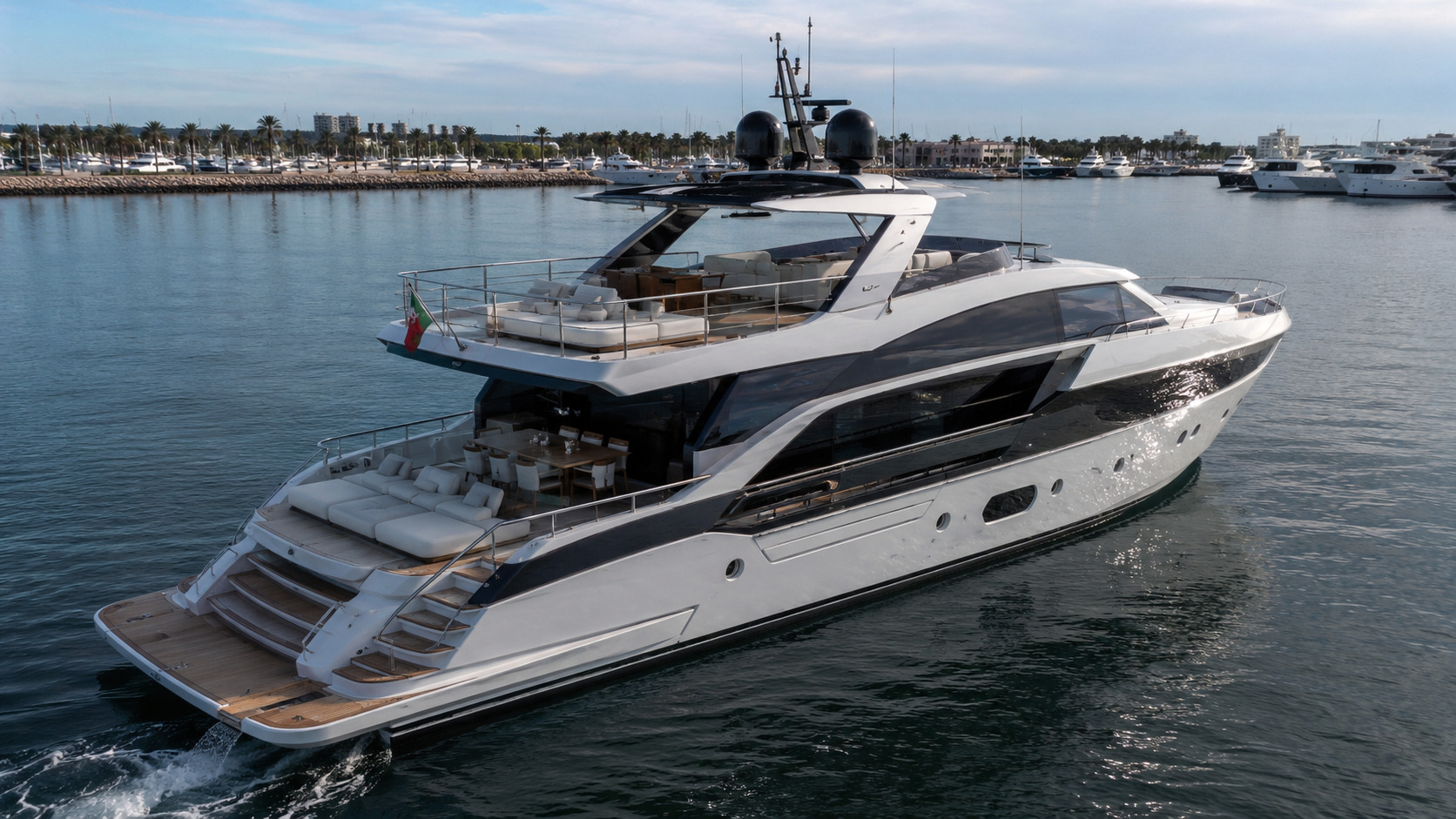 azimut grande 27m stern terrace 02