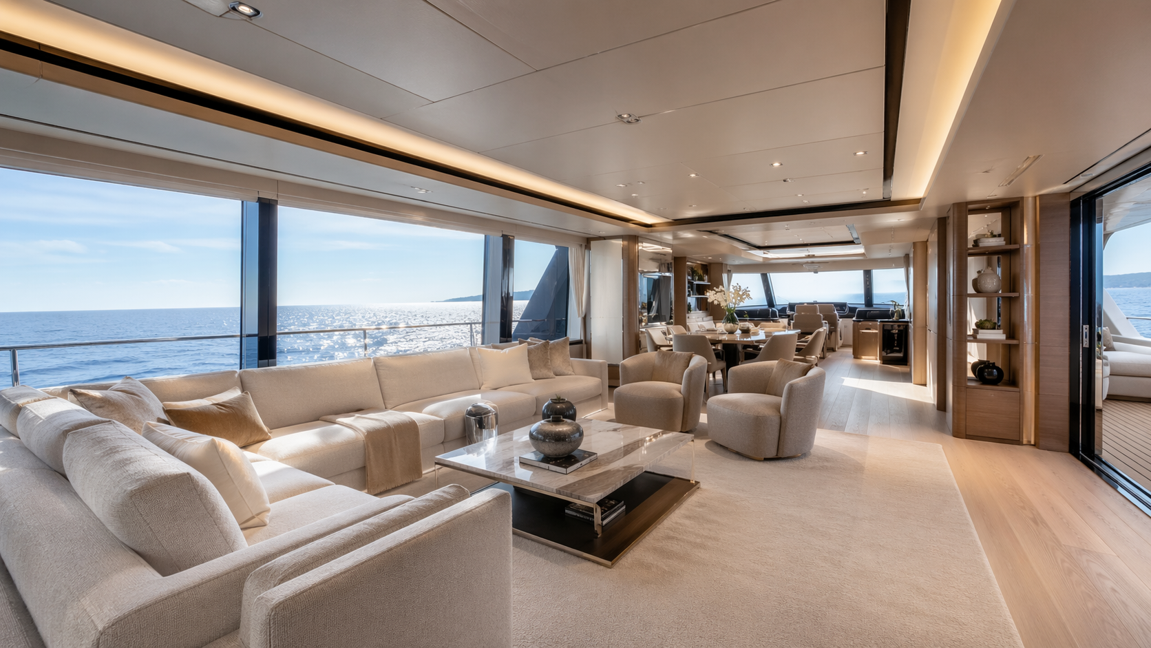 azimut grande interior