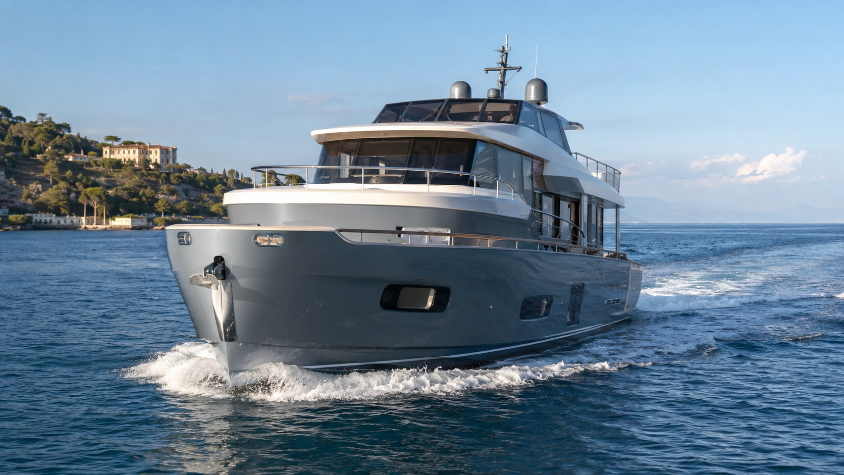 azimut magellano 60 voyager hero 01