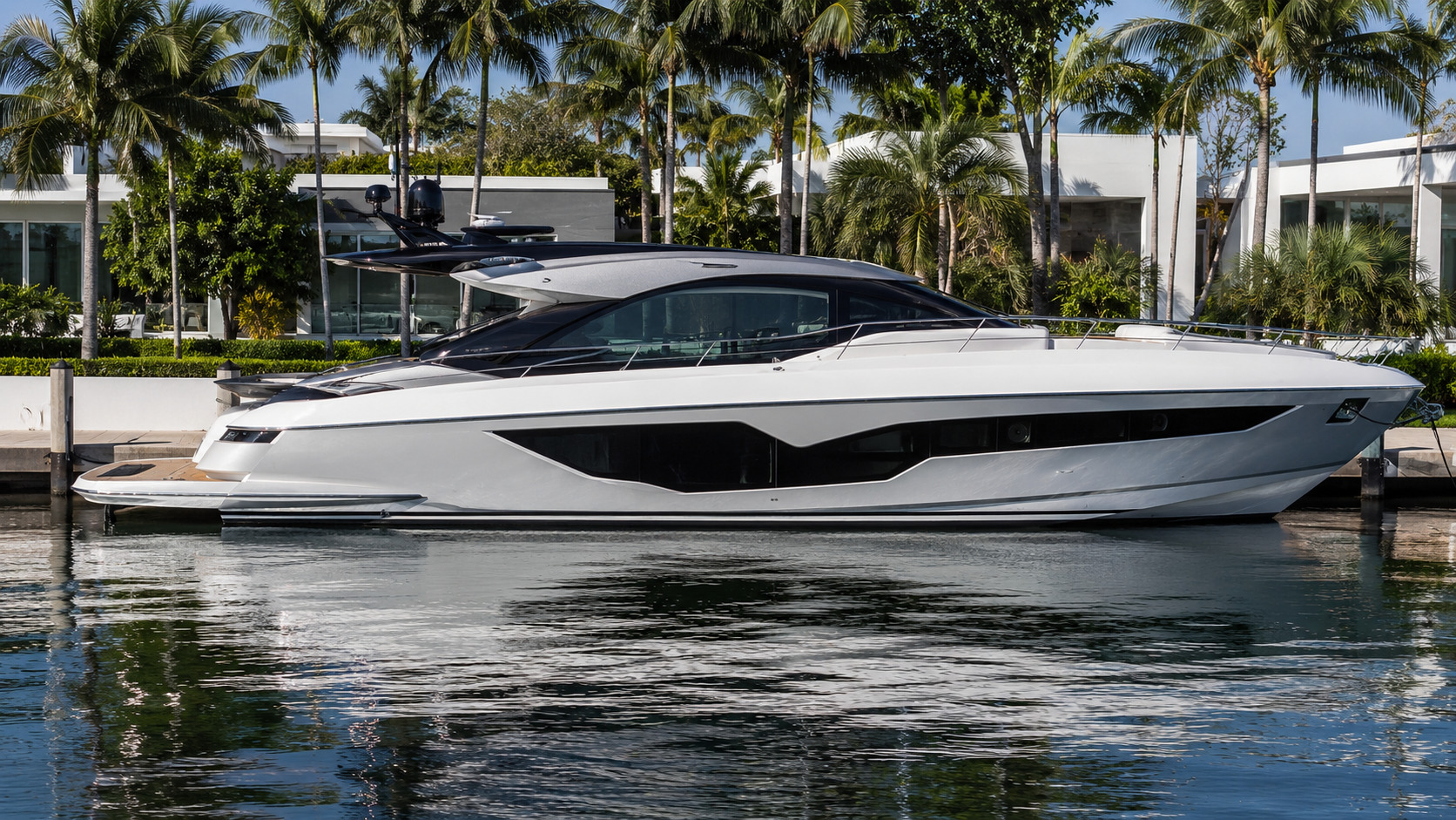 azimut s10 luxury marina profile 01