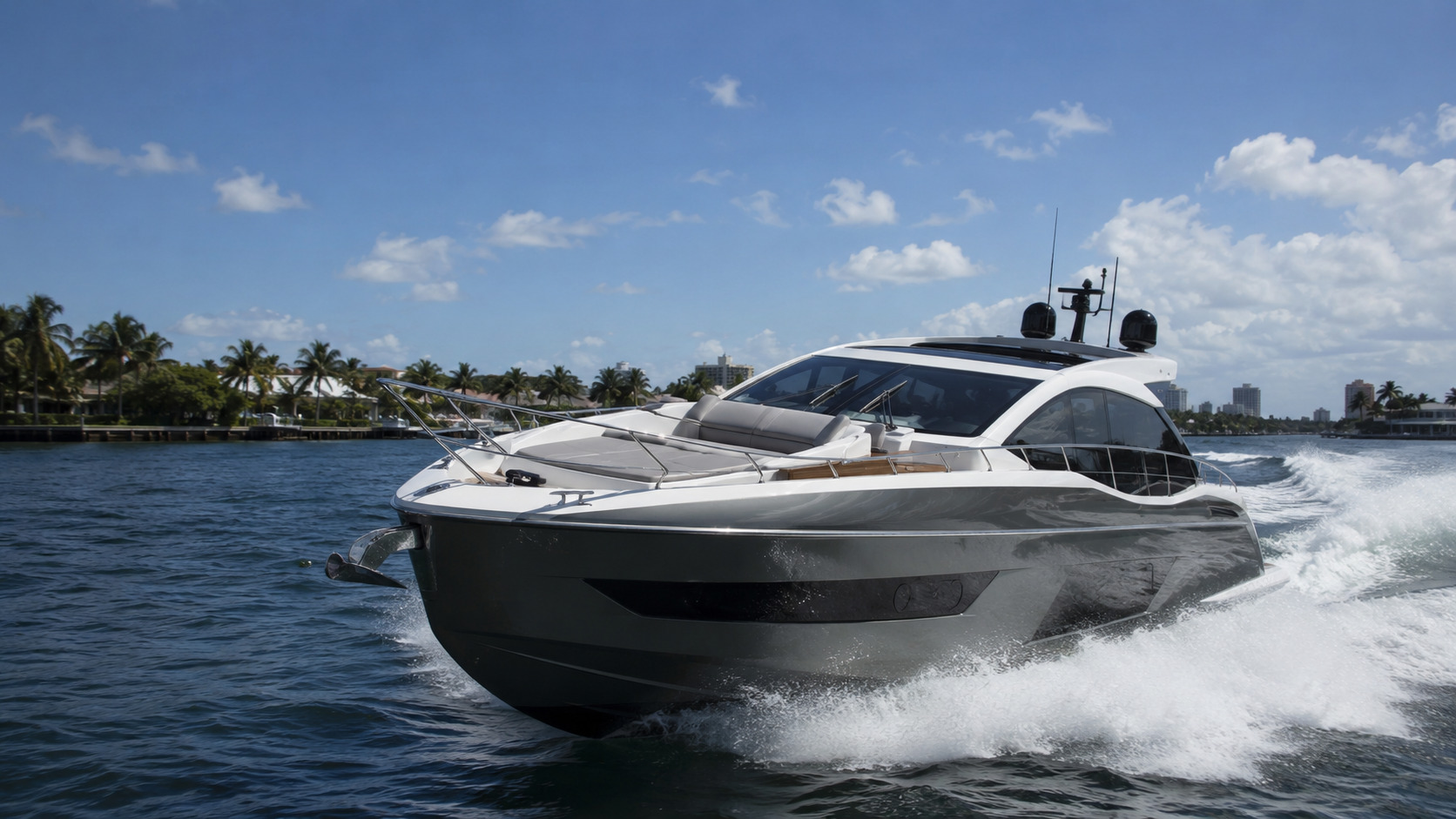 azimut s6 aggressive hero running 02