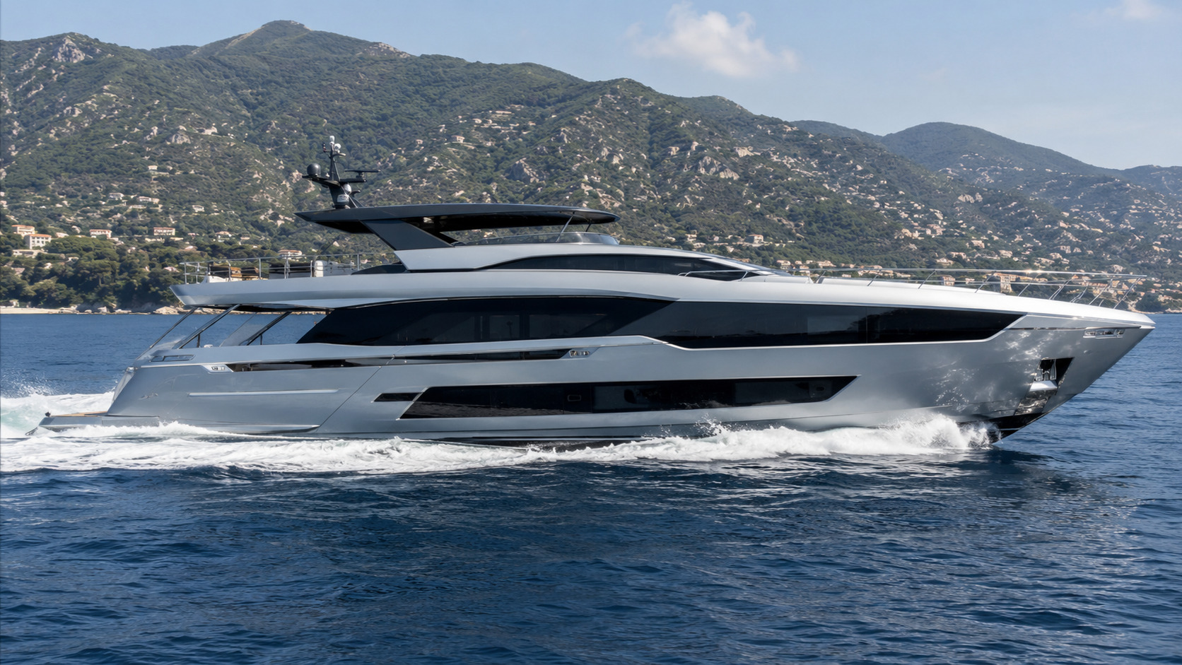 azimut s8 running side profile 03