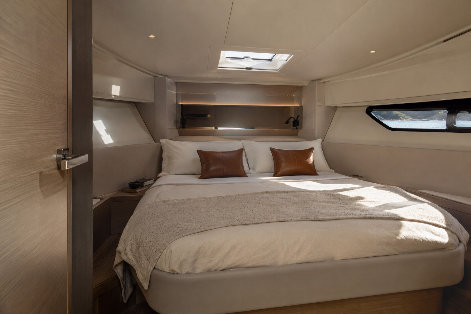 azimut verve 42 cabin interior 01