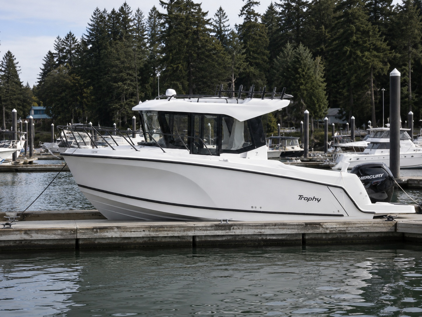 bayliner t23 pilothouse dockside marina profile 02