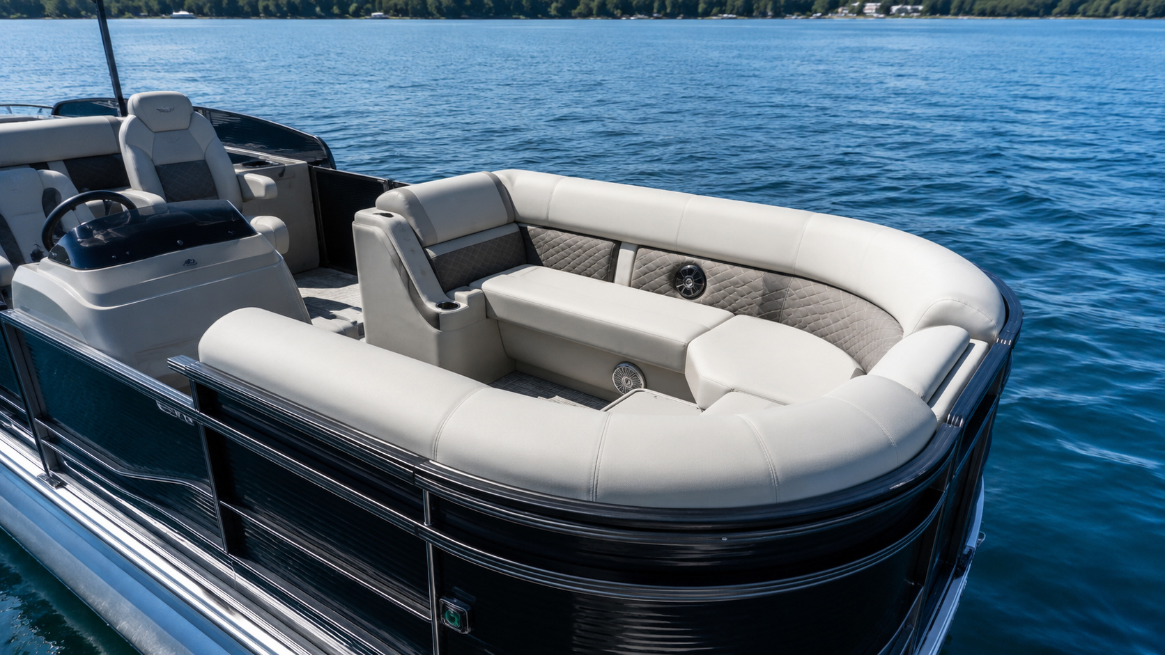 bennington 16 s line bow seating 01