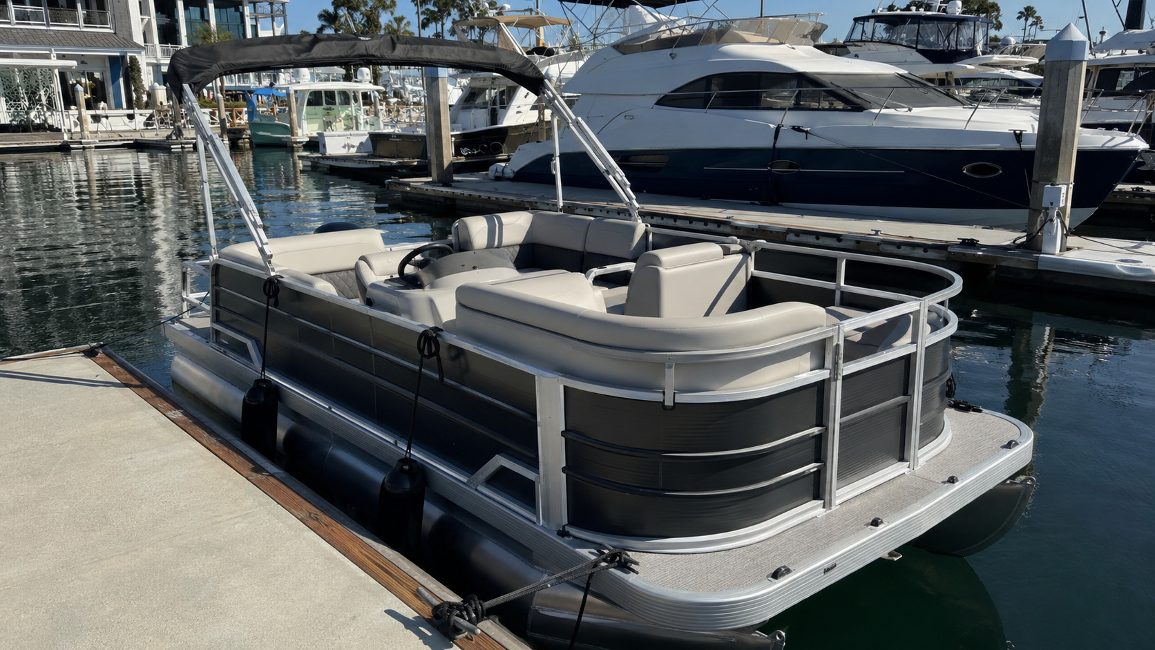 bennington 18 ll dockside 01