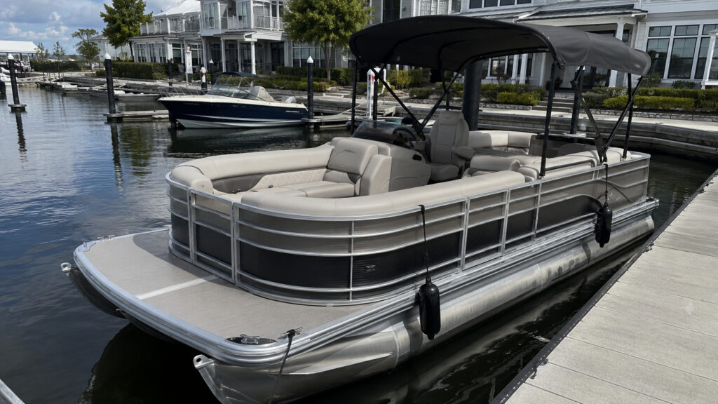 bennington 20 ll dockside 01