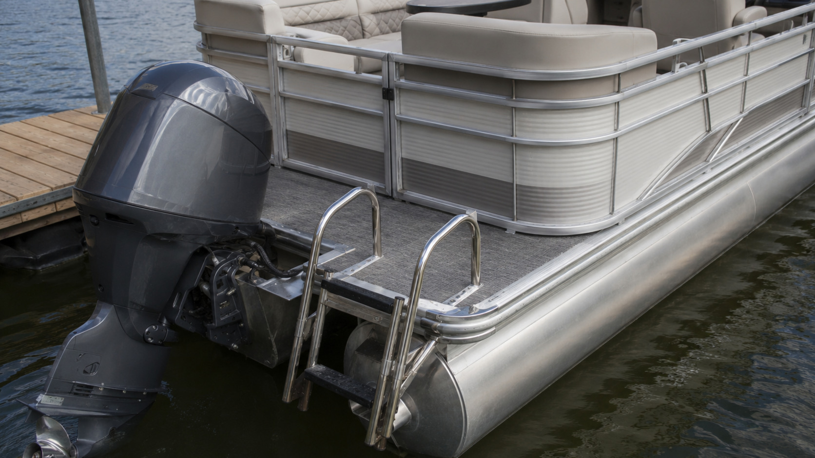 bennington 20 sx line swim platform 13