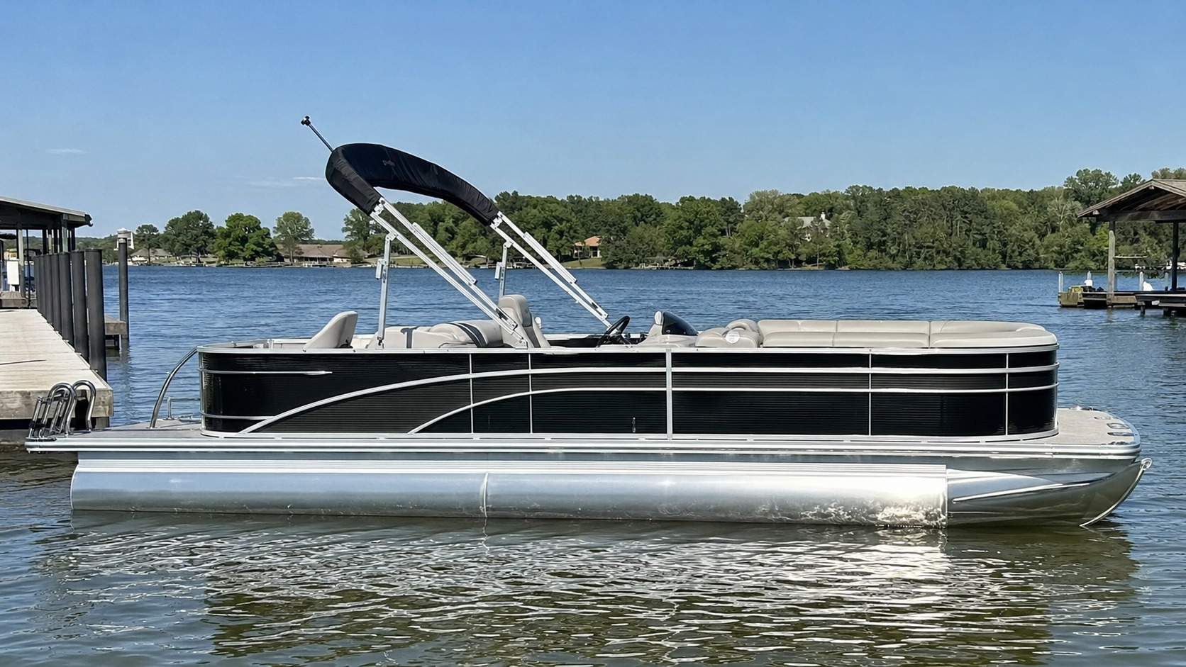 bennington 21 sx line side profile 10