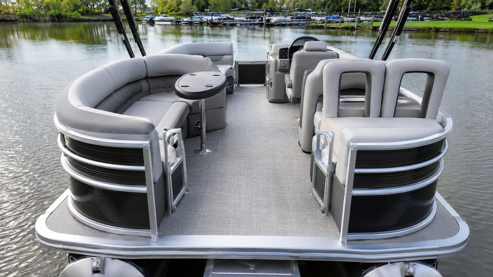 bennington 22 lfbc aft layout 01