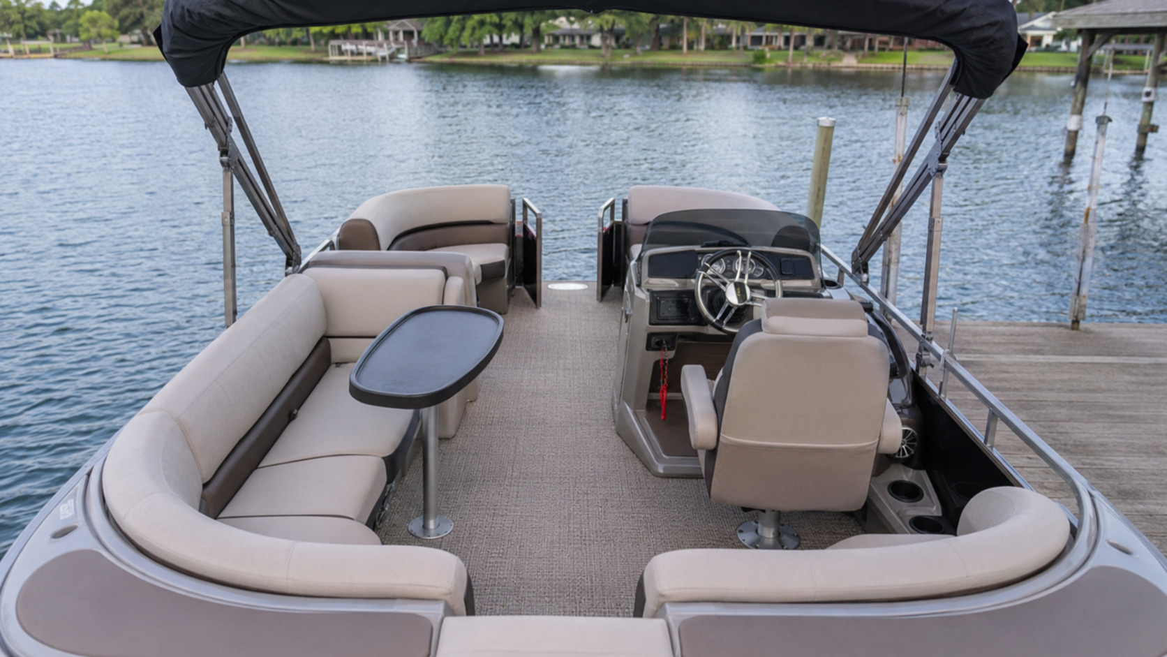 bennington 22 sxsrc interior helm 03