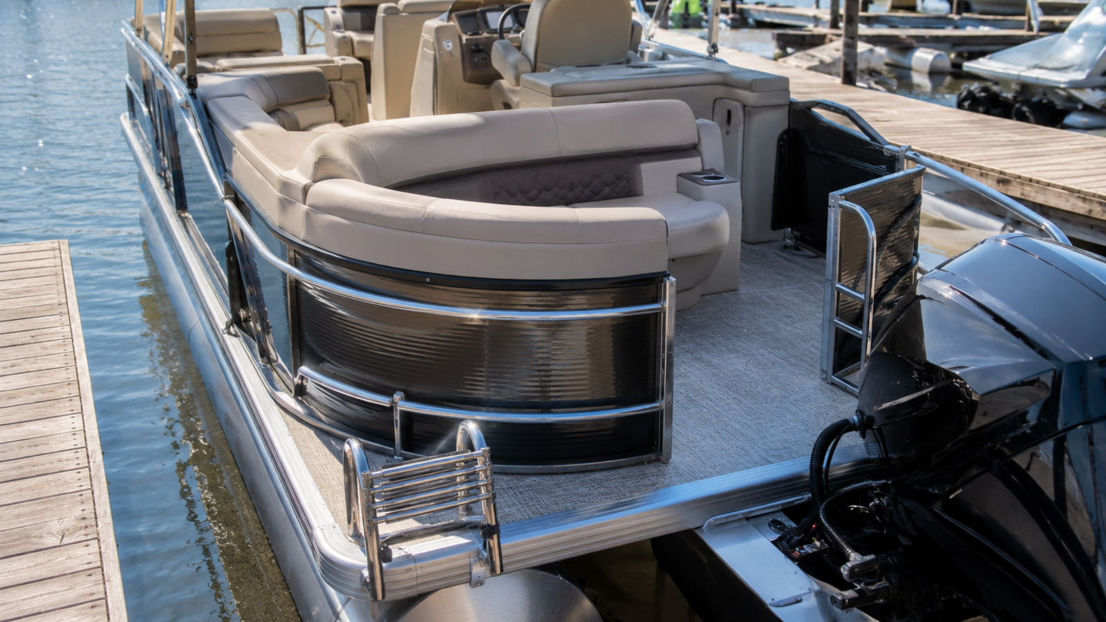 bennington 23 lsrc aft layout 01