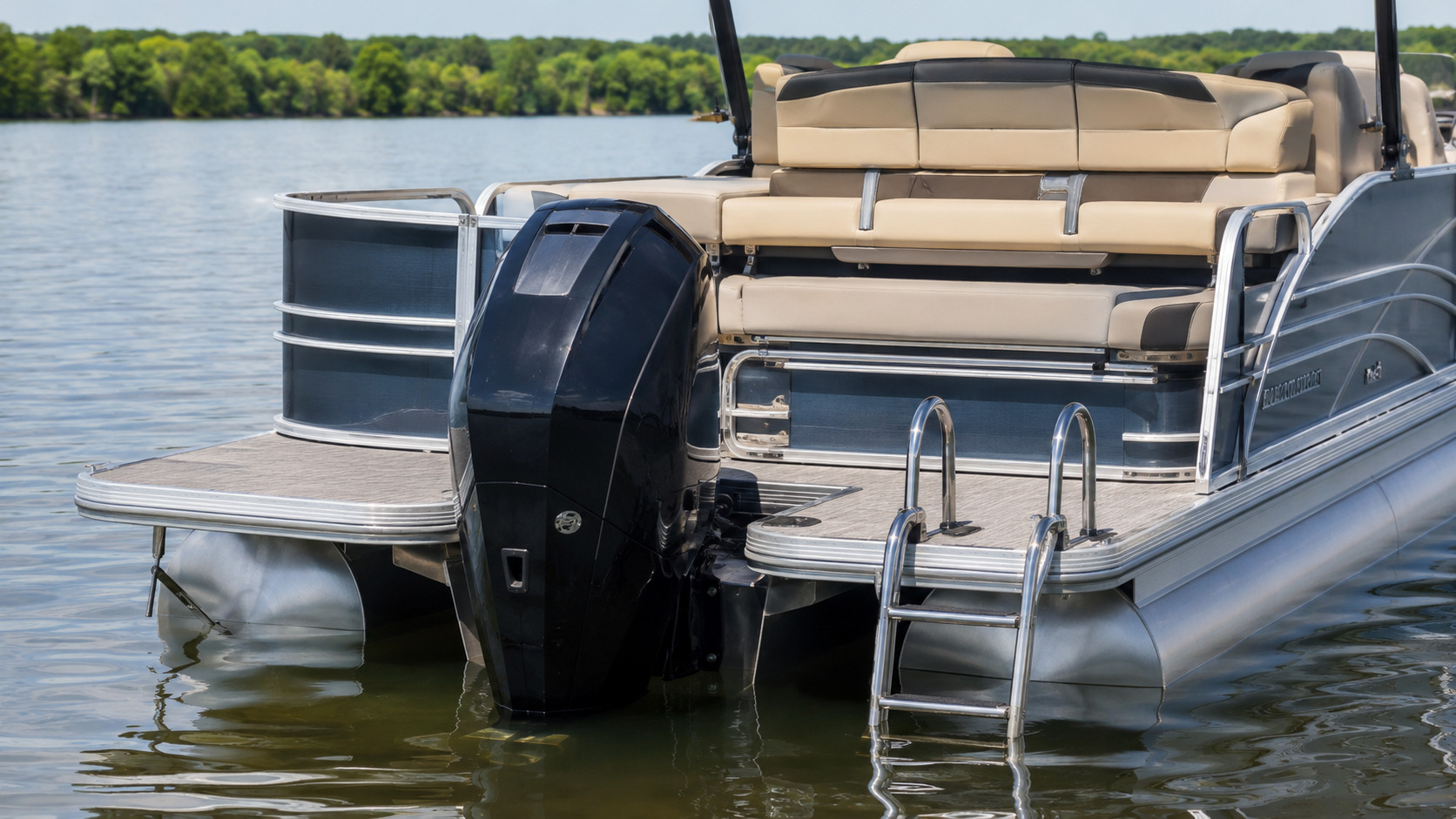 bennington 23 ltsb swim platform 01