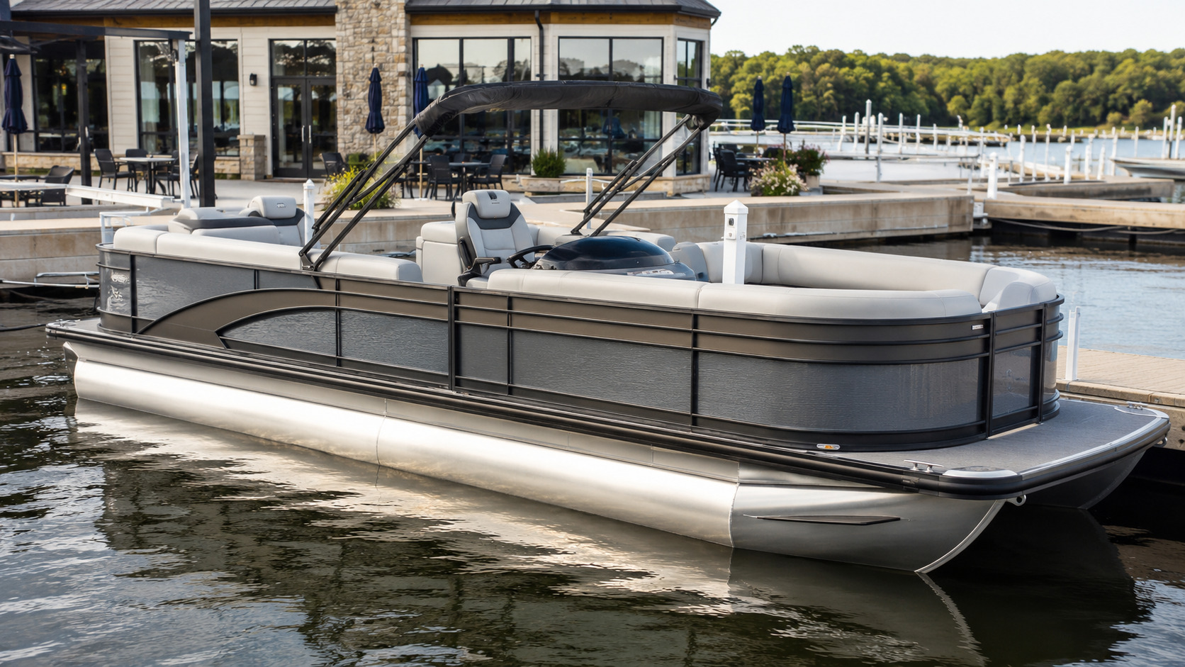 bennington 23 mfb dockside profile 01