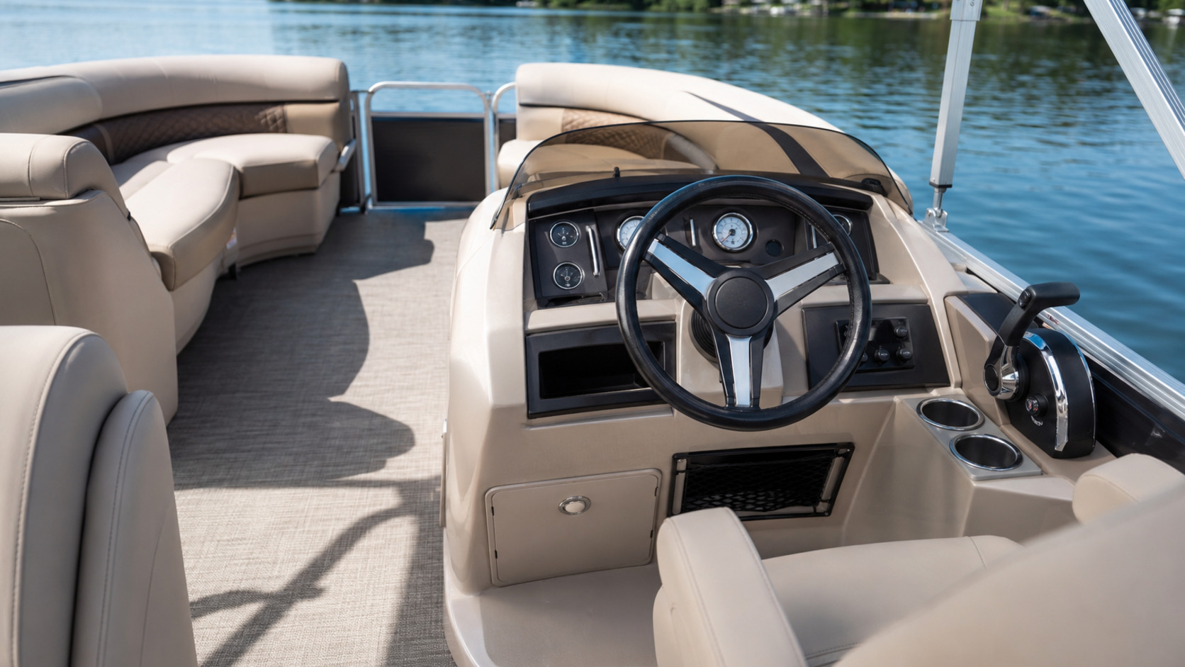 bennington 24 sx line helm detail 19