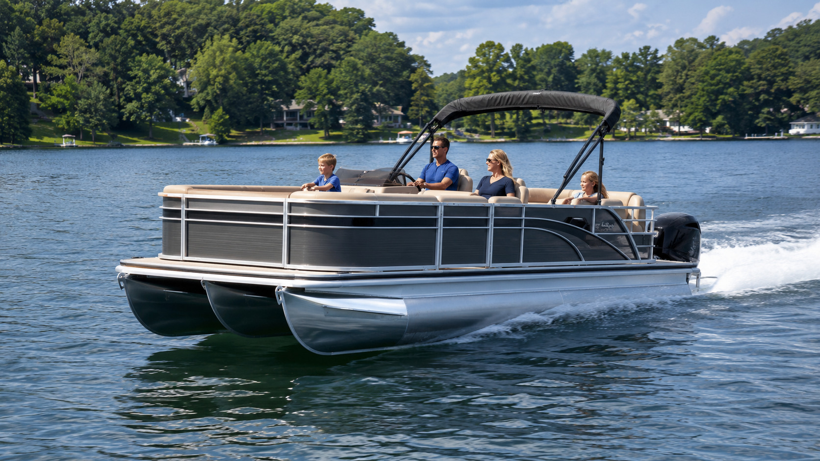 bennington 24 sx line hero exterior 01