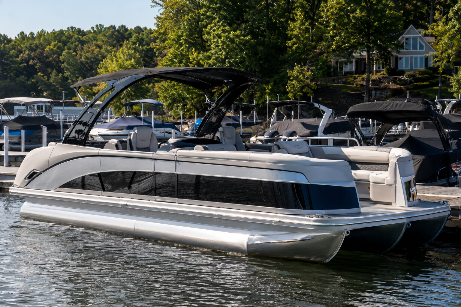 bennington 25 lfb dockside 02