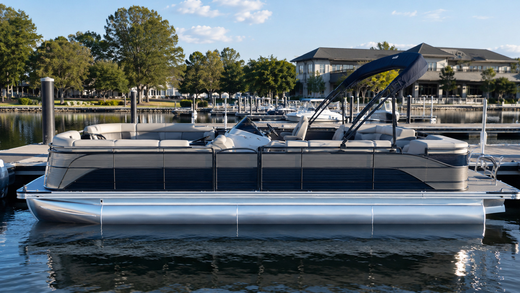 bennington 26 mfb dockside profile 01