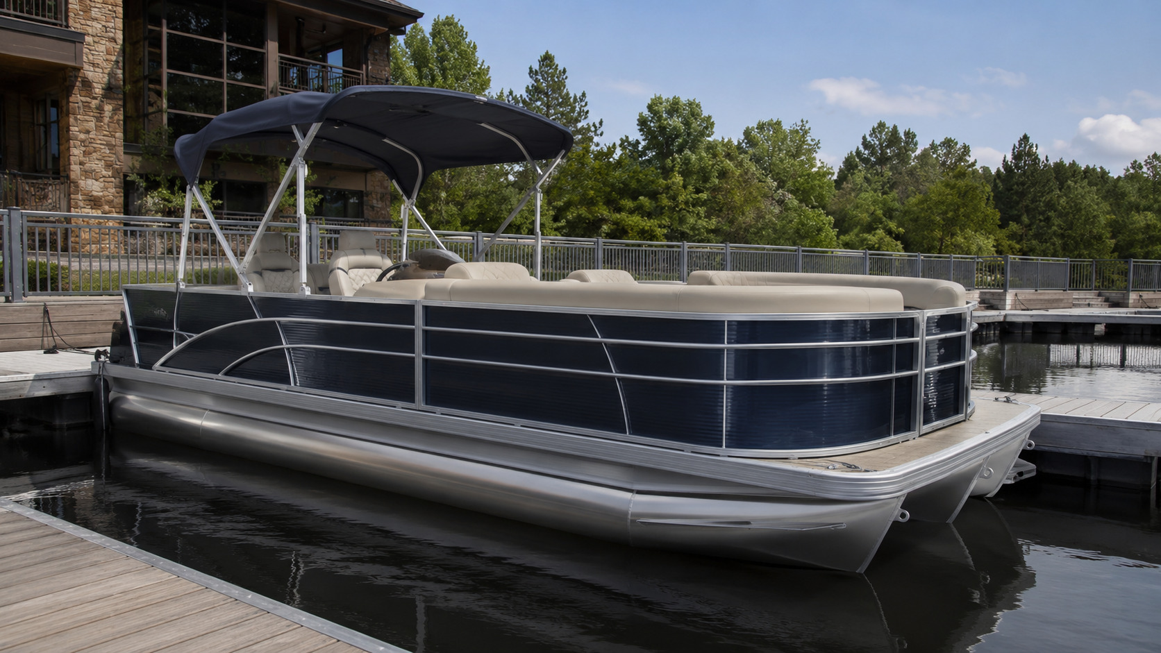 bennington 26 mfb marina side angle 01