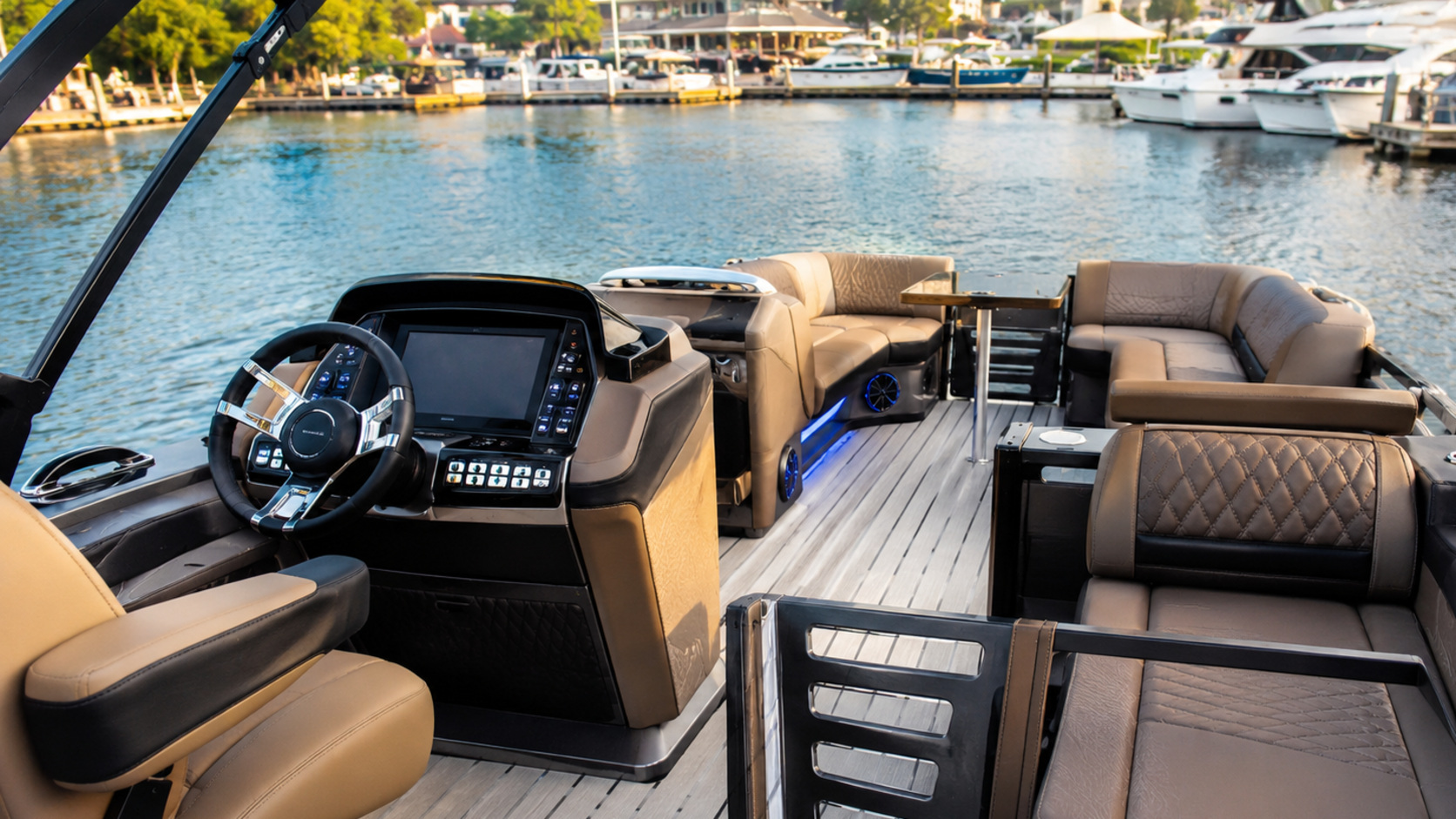 bennington qx line stern lounge 23