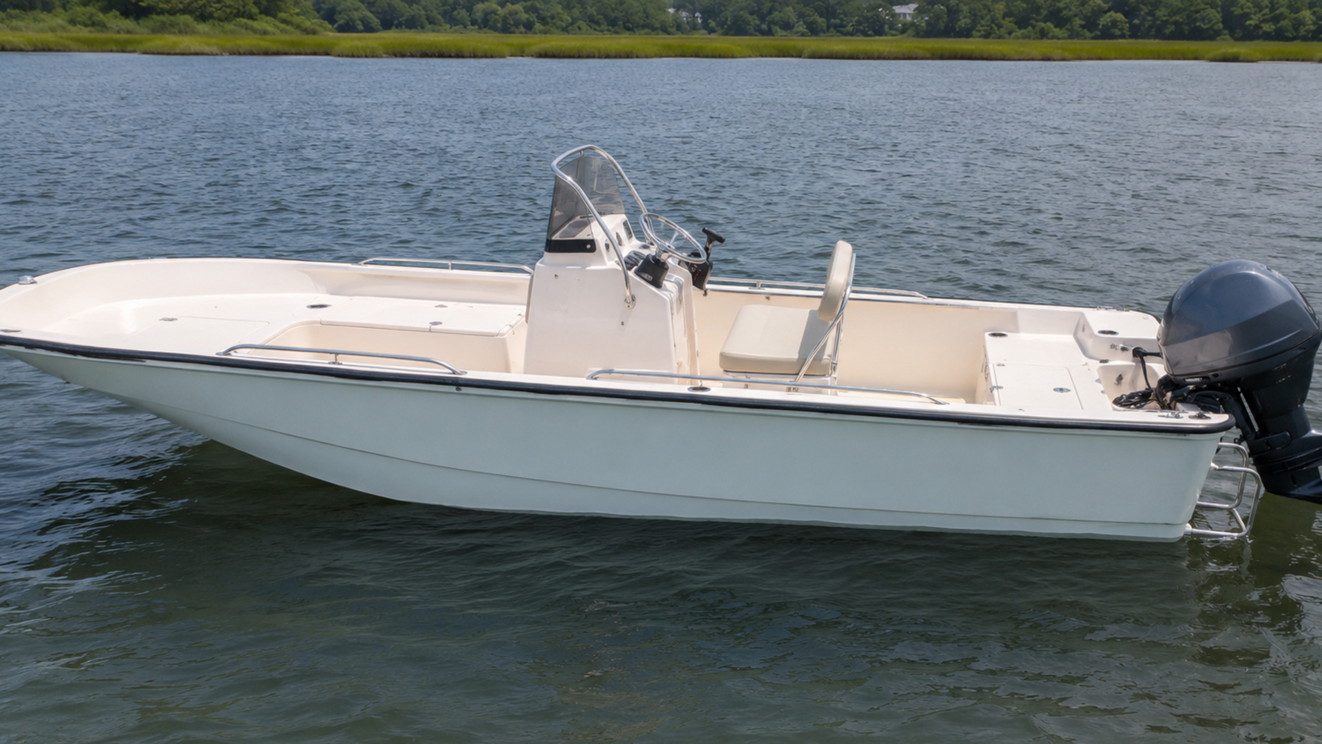 boston whaler 170 montauk 17