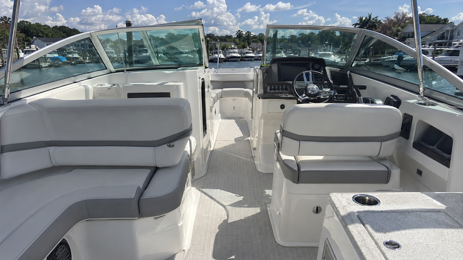 boston whaler 240 vantage 19