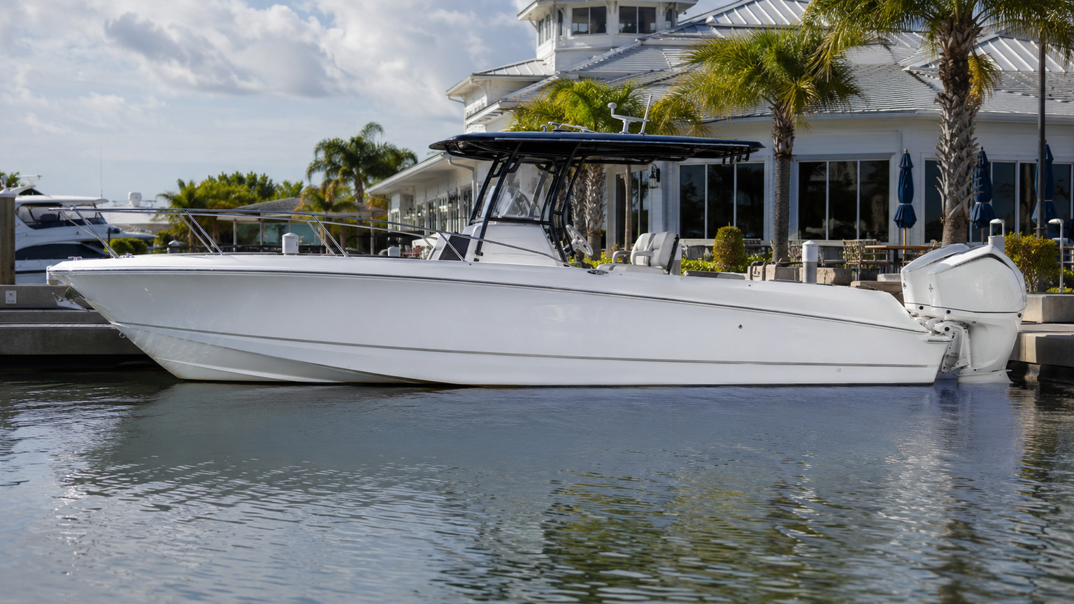 boston whaler 250 outrage 04