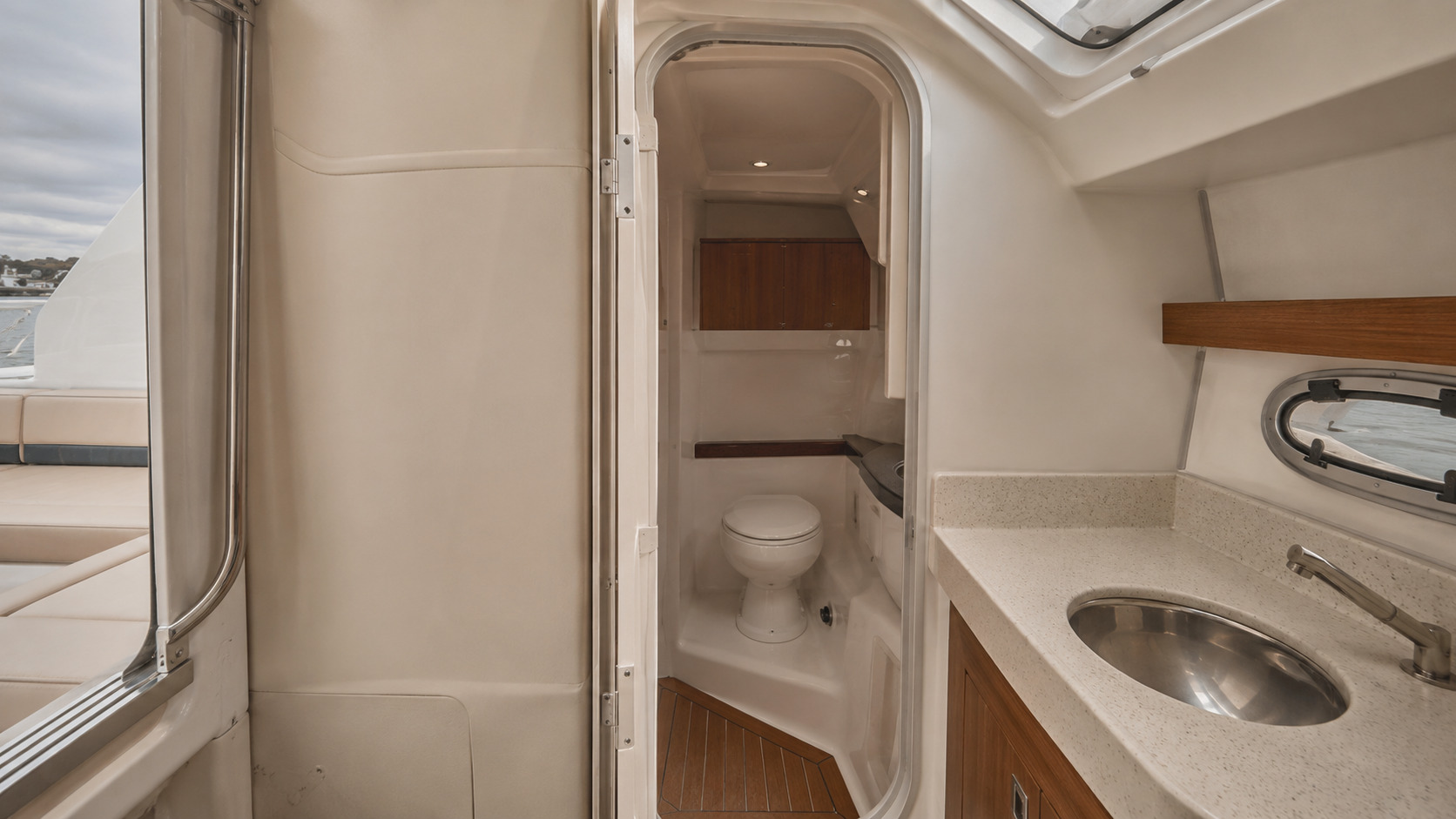 boston whaler 285 conquest 21