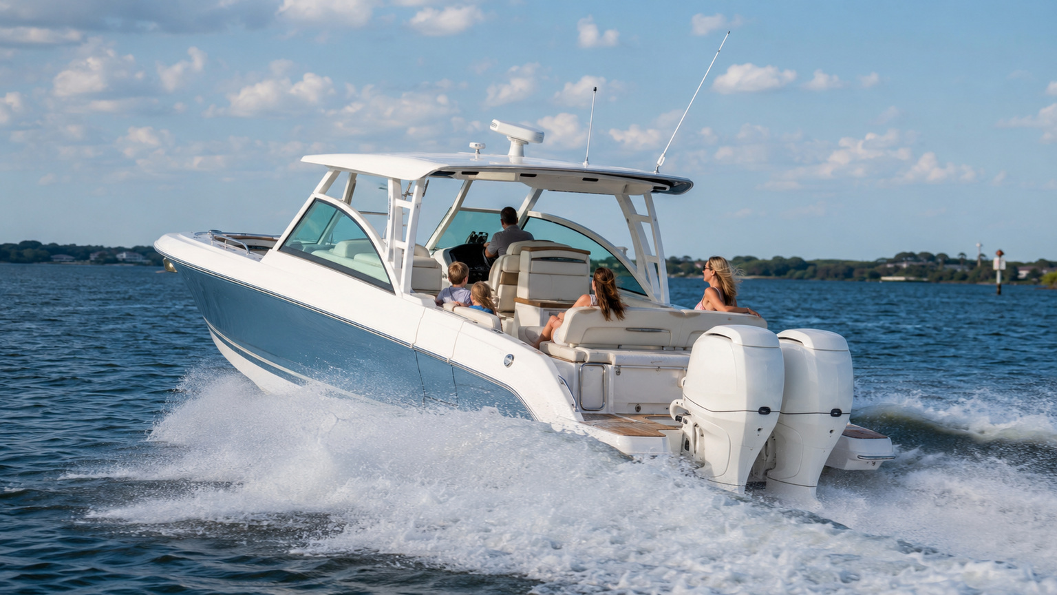 boston whaler 330 vantage 03