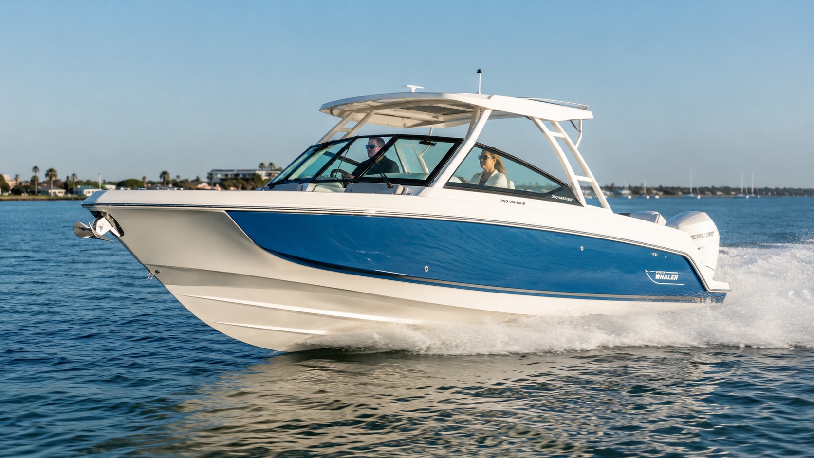 boston whaler vantage hero 04