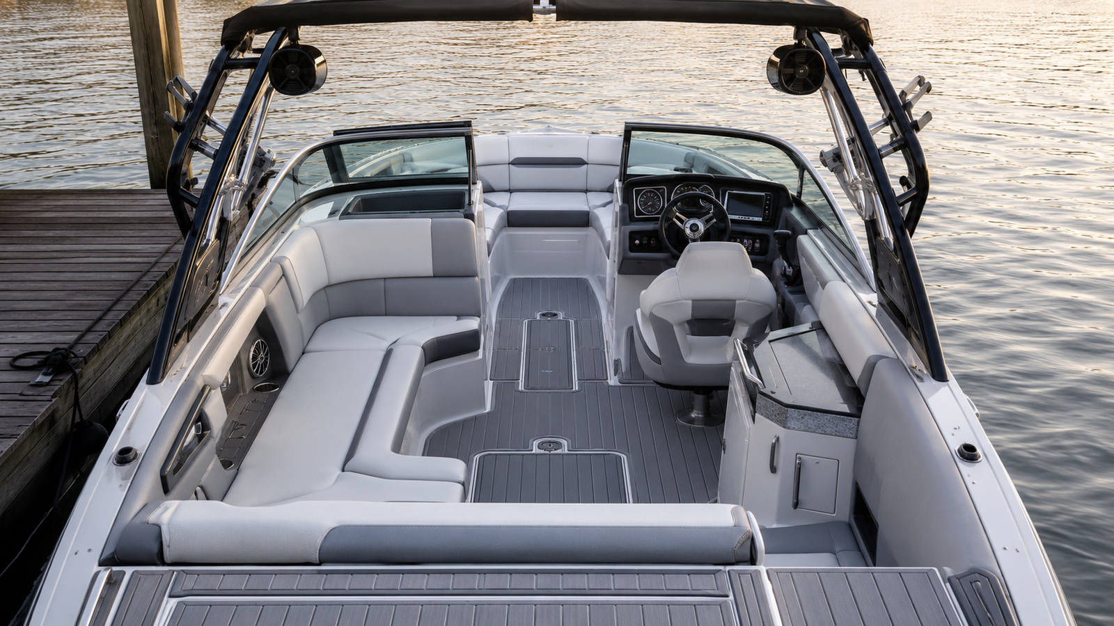 chaparral gts 28 surf elevated dock interior 20