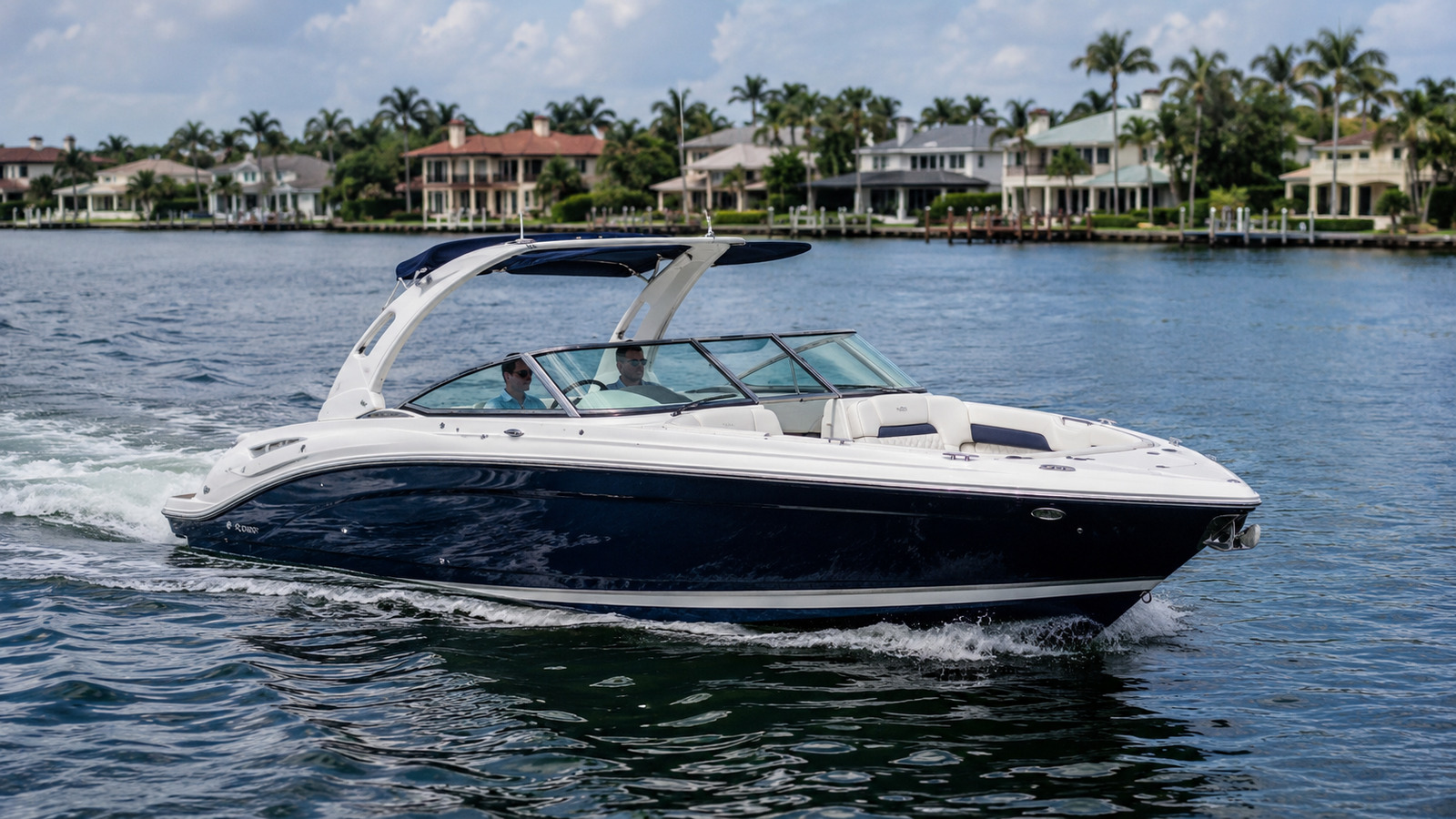 chaparral ssx 30 ssx premium exterior hero 25