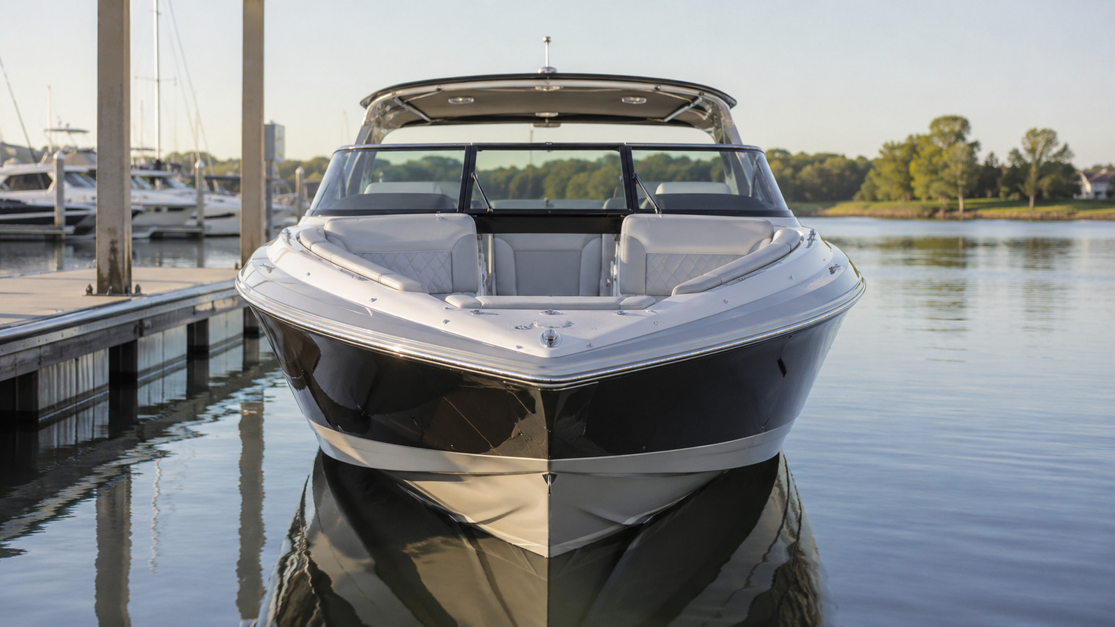 formula boats 330 crossover bowrider bow on marina 18