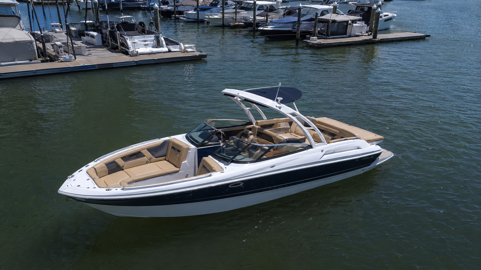 formula boats 350 crossover bowrider elevated wide exterior 05