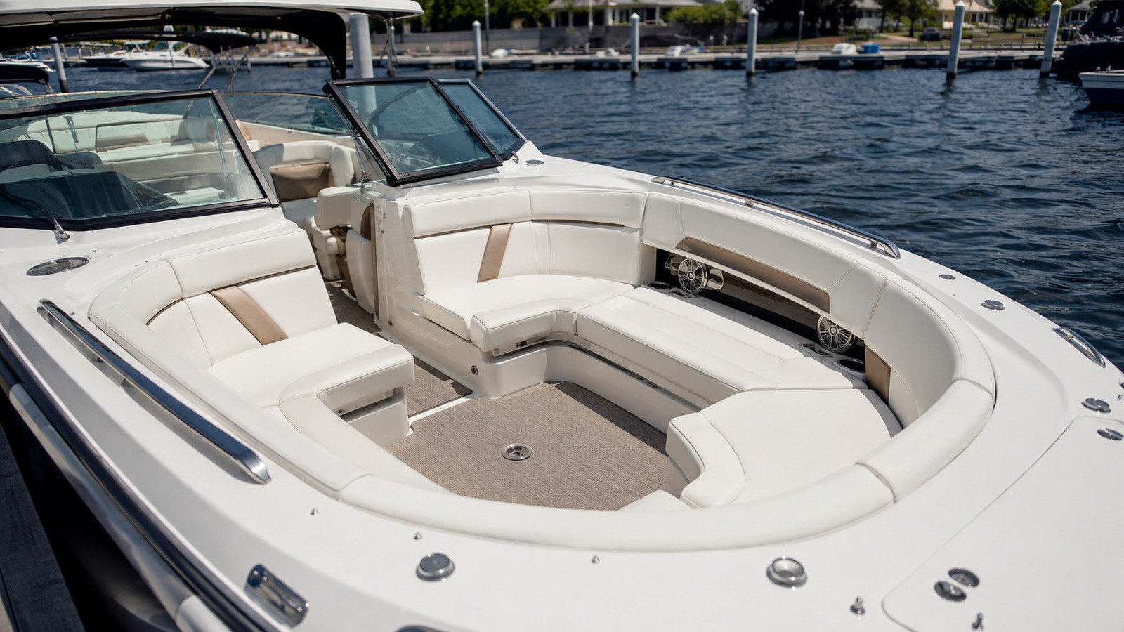 formula boats 360 crossover bowrider bow lounge 06