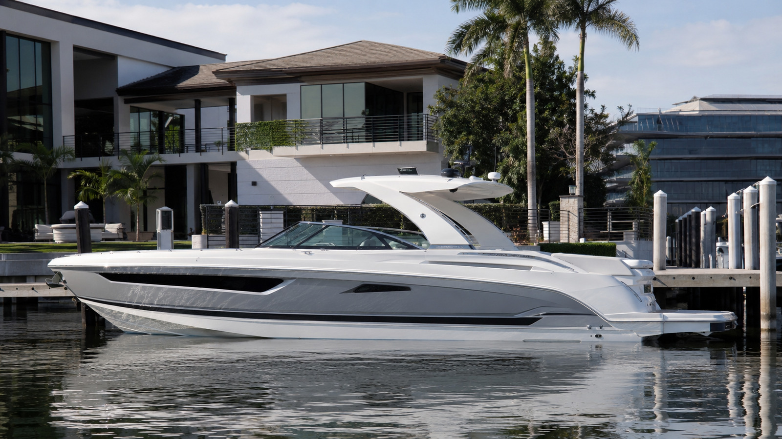 formula boats 360 crossover bowrider wide exterior hero 25